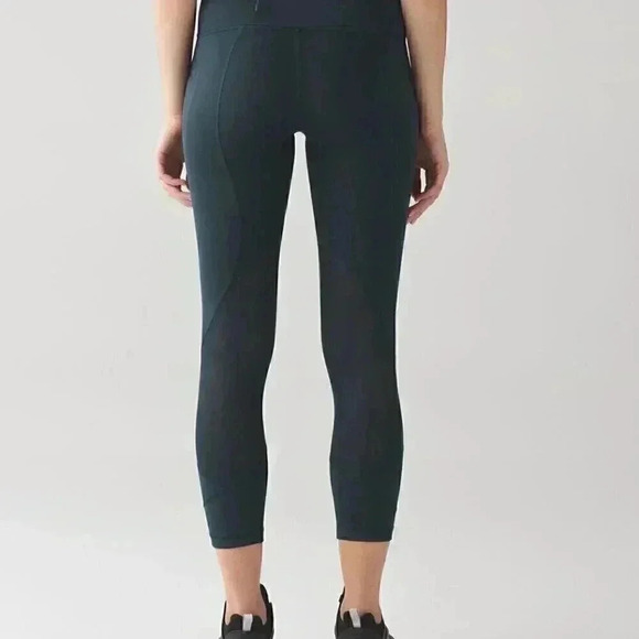 Lululemon pace rival black crop yoga athletic lightweight tights leggings 4 - Picture 4 of 4